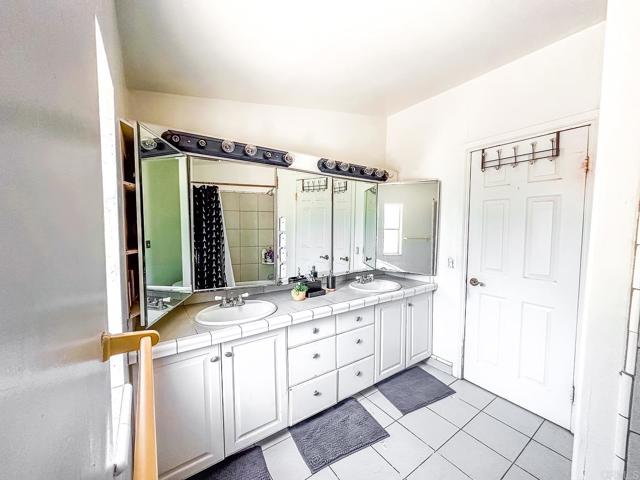 Image 18 of 29 For 2444 El Sereno Way