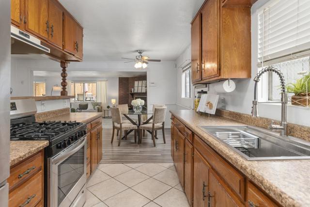 642 Carlsbad St., Spring Valley CA: https://media.crmls.org/mediaz/3c6abfc4-3df6-404d-b0f2-7fd6bfbb87c4.jpg