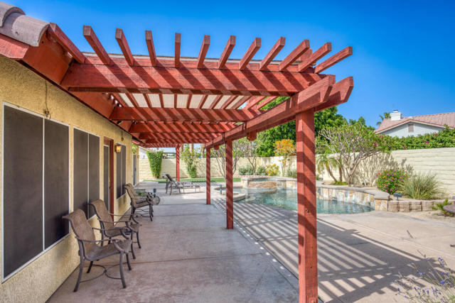Image 40 of 49 For 44450 Ocotillo Drive