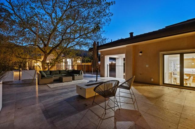 18061 Saratoga Los Gatos Road, Monte Sereno CA: https://media.crmls.org/mediaz/3c6c9380-913b-4de9-835f-9a36d9be0d4b.jpg
