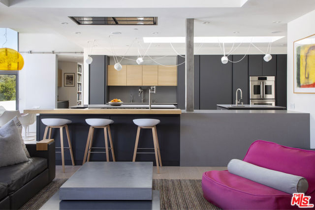 4450 Via Alegre, Santa Barbara CA: https://media.crmls.org/mediaz/3c6cd7ac-e71d-4a00-b52b-1def5faba9e4.jpg