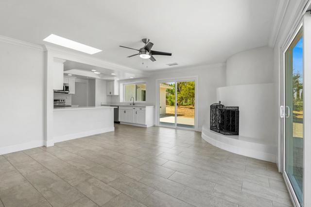 Detail Gallery Image 17 of 64 For 1838 Acacia Ln, Fallbrook,  CA 92028 - 6 Beds | 3 Baths