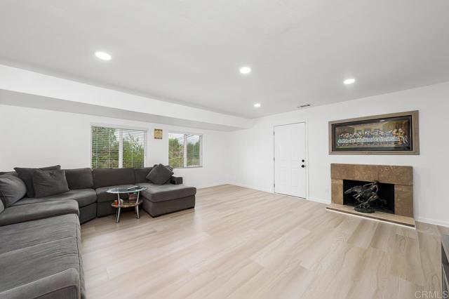 Detail Gallery Image 9 of 45 For 1661 Grove Road, El Cajon,  CA 92020 - 3 Beds | 2 Baths