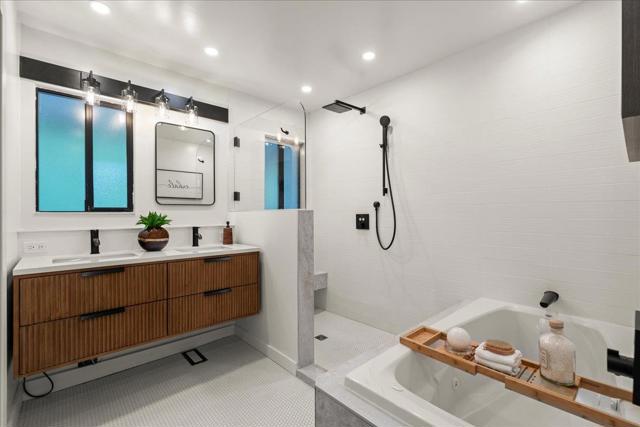 104 Pinta Court, Los Gatos CA: https://media.crmls.org/mediaz/3c6e9482-4e62-48fd-82ce-19f1becdc2dd.jpg