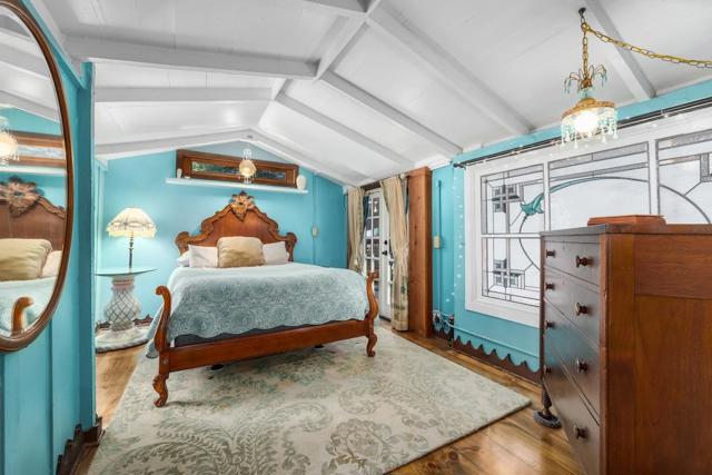 744 Cathedral Drive, Aptos CA: https://media.crmls.org/mediaz/3c70ea14-f4c3-42a2-babe-33533ef1fdf3.jpg