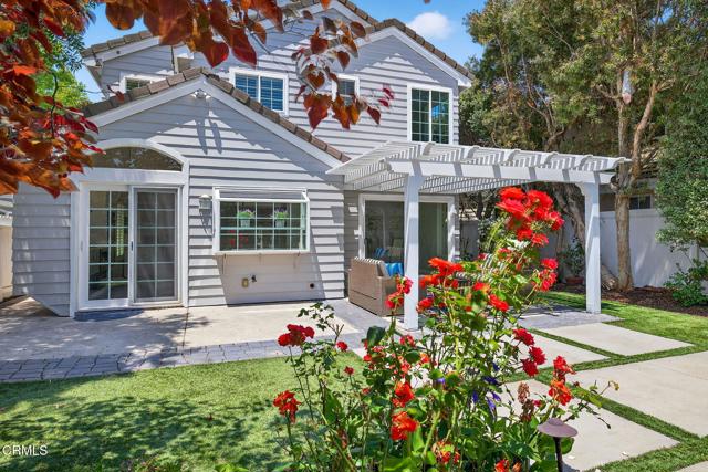 676 Pacific Cove Drive, Port Hueneme CA: https://media.crmls.org/mediaz/3c70f7cf-c046-4bd3-841b-745c99484b30.jpg