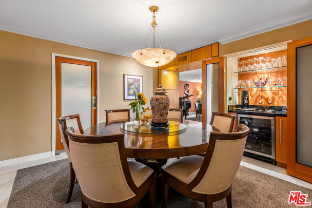 Image 11 of 26 For 851 Kings Road 207