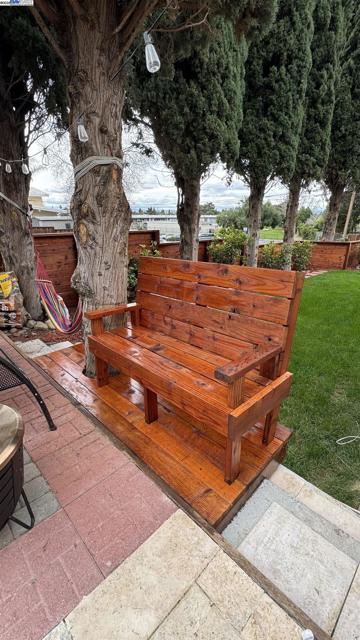 38526 Canyon Heights Drive, Fremont CA: https://media.crmls.org/mediaz/3c72a1ce-65af-4010-bced-1a6c875c17ef.jpg