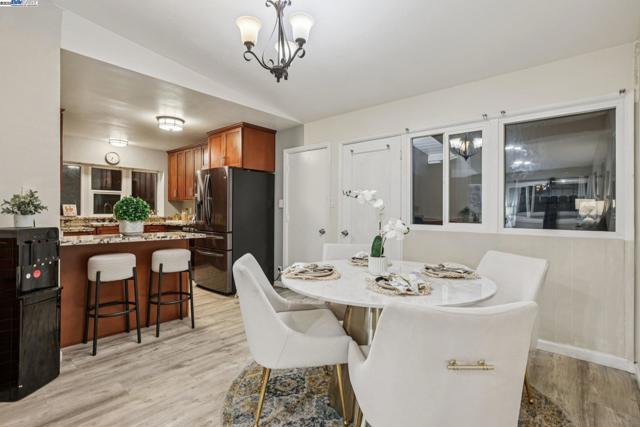 24282 Willimet Way, Hayward CA: https://media.crmls.org/mediaz/3c72b5ee-0810-493a-88f0-42b7f05d0d05.jpg