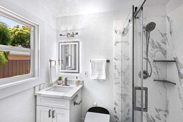 2377 Manhattan Place, Santa Clara CA: https://media.crmls.org/mediaz/3c7388ca-2a2a-43fa-ac35-c6522adfe273.jpg