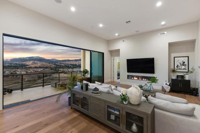 6246 Massara Street, Danville CA: https://media.crmls.org/mediaz/3c739c46-2650-4abe-81dc-06ff74cca390.jpg