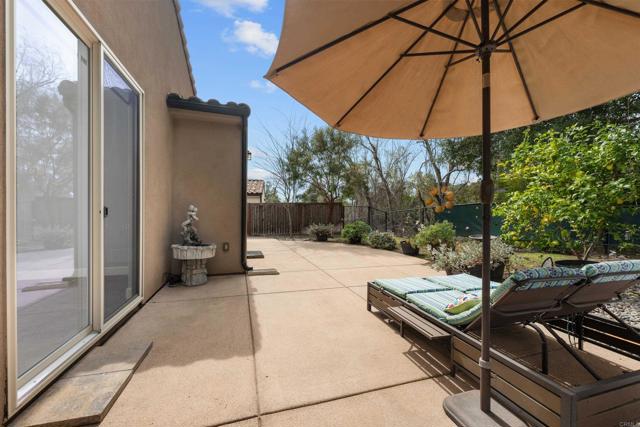 1779 Foothill View Place, Escondido CA: https://media.crmls.org/mediaz/3c75a1f8-7949-4573-aa69-8dbc7e4281b3.jpg