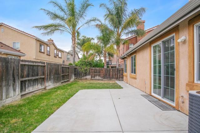 2114 Diego Court, Tracy CA: https://media.crmls.org/mediaz/3c763760-bf63-4499-8b69-14d4cb5a5be0.jpg