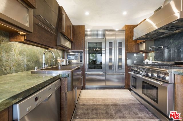  Income Home for Sale in Los Angeles, California