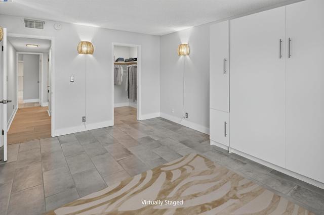 400 Davis St, San Leandro CA: https://media.crmls.org/mediaz/3c773f91-bd60-45e7-801e-9da2ca9e2fcb.jpg