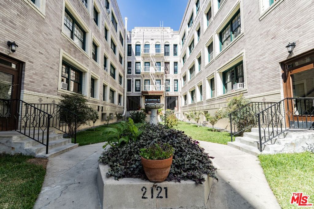 2121 James M Wood Boulevard #411