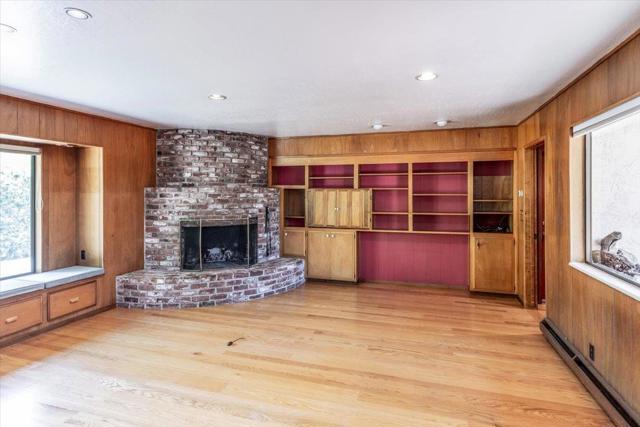 60 View Street, Los Altos CA: https://media.crmls.org/mediaz/3c7c3312-d496-448a-8b44-e66bbf222563.jpg