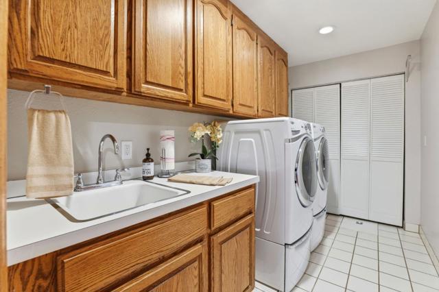 12101 Columbet Avenue, San Martin CA: https://media.crmls.org/mediaz/3c7c66ff-9cb2-4ed3-8014-2256ead1ba2b.jpg