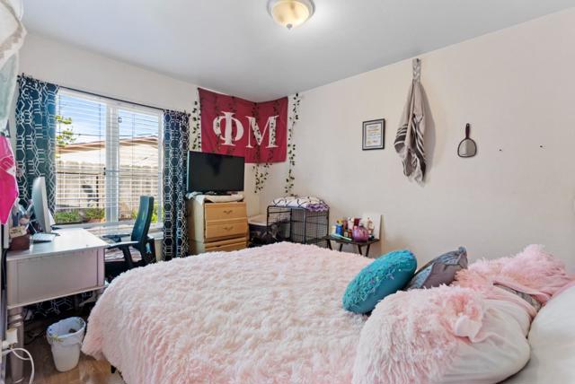 1780 Truckee, Salinas CA: https://media.crmls.org/mediaz/3c7c72e8-fa2f-4fe3-9f96-8ce321169119.jpg