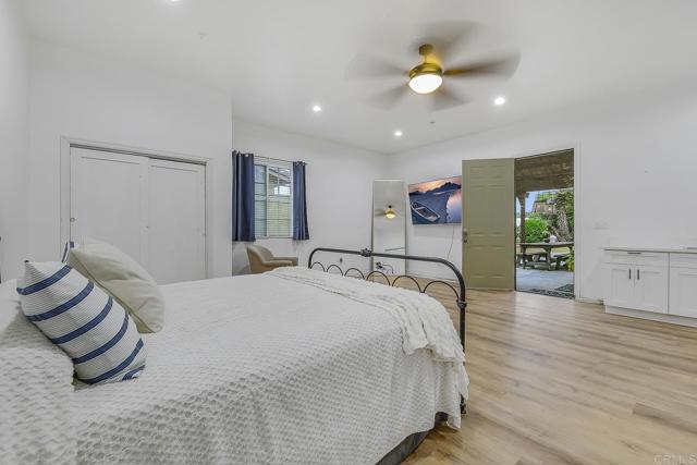 1508 Sequoia Lane, Vista CA: https://media.crmls.org/mediaz/3c7d5429-5a43-44f2-ade2-1afea4e367bb.jpg