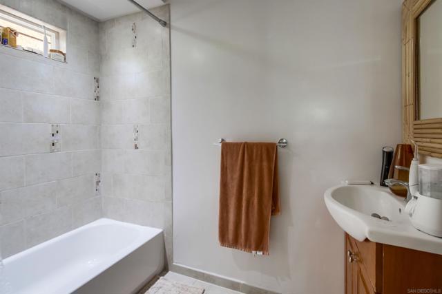 3415 19 Madison Ave, San Diego CA: https://media.crmls.org/mediaz/3c7e3484-d6c1-4ddf-8a0c-4d39b646d686.jpg