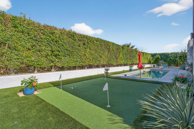 1658 Ava Court, Palm Springs, CA 92262