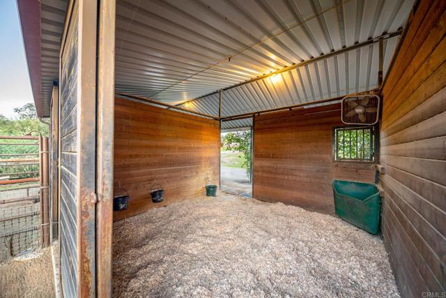 Detail Gallery Image 33 of 58 For 30837 Palomar Vista Dr, Valley Center,  CA 92082 - 4 Beds | 3 Baths