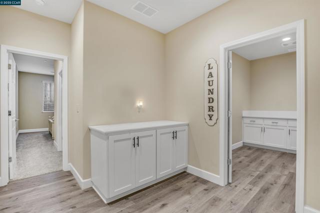5420 Promontory Way, Antioch CA: https://media.crmls.org/mediaz/3c7fd4ca-5373-464b-b072-56dc65e848c9.jpg
