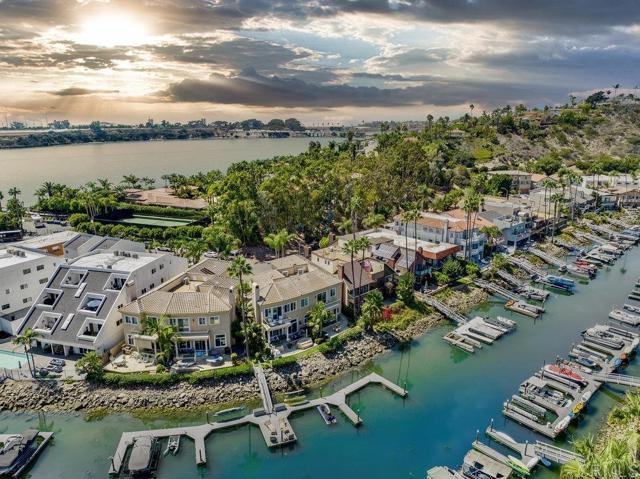 Detail Gallery Image 55 of 57 For 4529 Cove Dr #101,  Carlsbad,  CA 92008 - 4 Beds | 3/1 Baths