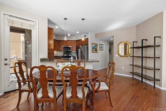 Detail Gallery Image 3 of 42 For 11130 Taloncrest Way Unit 11, San Diego,  CA 92126 - 3 Beds | 2 Baths