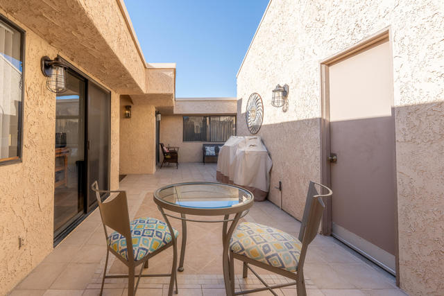 68697 Cll Tortosa, Cathedral City CA: https://media.crmls.org/mediaz/3c8276eb-ba76-436f-ae57-0e0b10c9f958.jpg