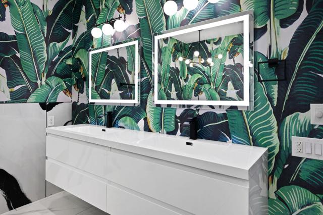 2932 N Sunrise Way, Palm Springs CA: https://media.crmls.org/mediaz/3c832ebc-f60c-4f26-849c-69e2f67e1539.jpg