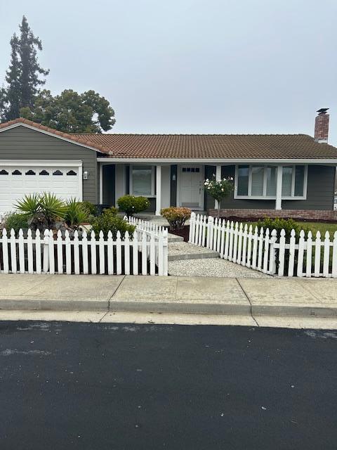 271 Fontana Drive, Santa Clara CA: https://media.crmls.org/mediaz/3c8689ed-b85b-4b85-89fa-5e58ec4d9ca1.jpg