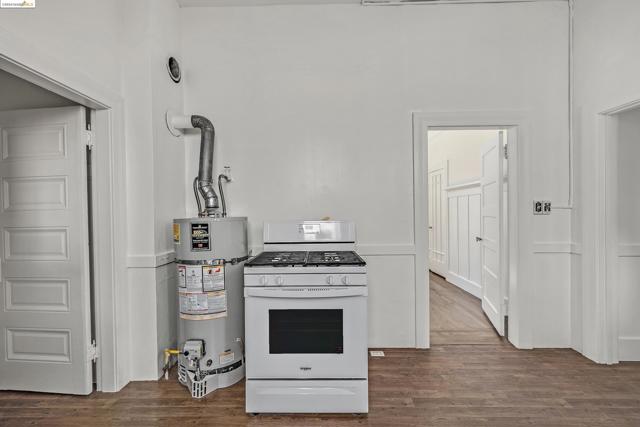 Downstairs kitchen