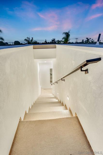 Image 40 of 75 For 478 Orange Ave