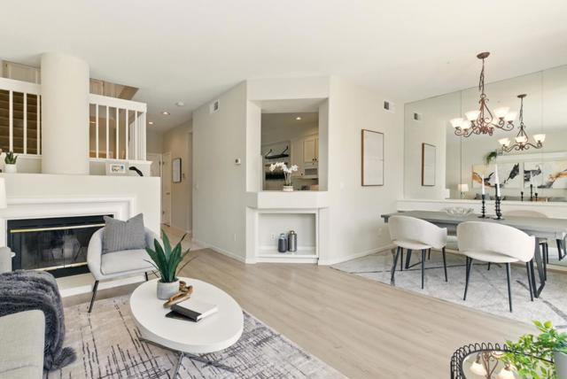 583 Shoal Circle,  CA: https://media.crmls.org/mediaz/3c884e3e-0429-40f2-b448-af8090476da4.jpg