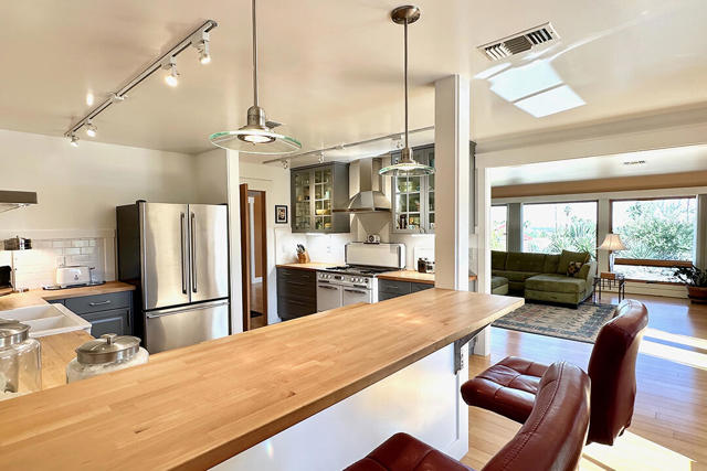 Image 18 of 60 For 67931 Valley Vista Drive