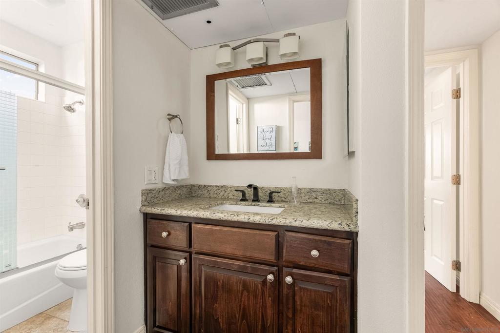 3825 Centre - photo 13