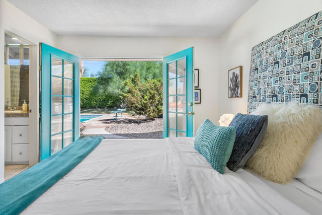 Image 39 of 77 For 502 Molino Road