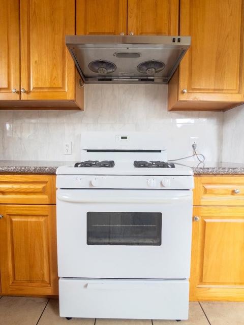 404 Spruce Avenue, South San Francisco CA: https://media.crmls.org/mediaz/3c89c2ea-24a7-4da6-b4f2-2bc7aaeb43c3.jpg