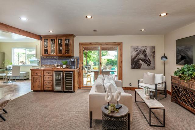 12467 Creekview Court, San Martin CA: https://media.crmls.org/mediaz/3c8b25b6-f059-46f0-9730-e6bf4e1f975c.jpg