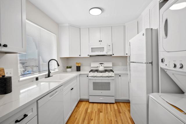 2768 Kilconway Lane, South San Francisco CA: https://media.crmls.org/mediaz/3c8b28ad-d4af-421b-87ec-2f22d8d3a0bc.jpg