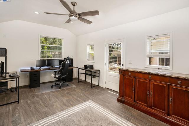 20 Donna Ln, Danville CA: https://media.crmls.org/mediaz/3c8b5185-d9da-44e6-8e69-e3eb10d8bb1e.jpg