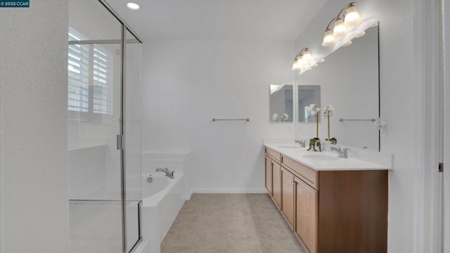 4763 Dundee St, Antioch CA: https://media.crmls.org/mediaz/3c8c69a5-3998-4aca-83ee-e7be60a6ba86.jpg