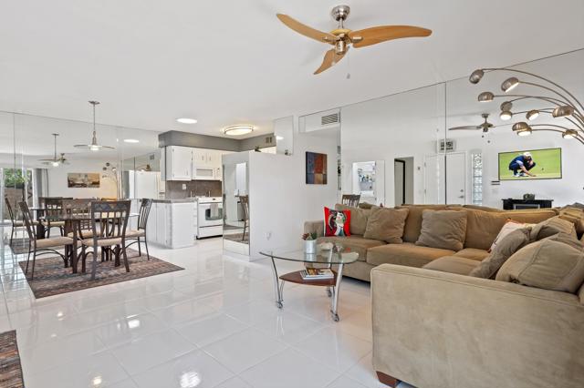 3162 Sunflower N Loop, Palm Springs CA: https://media.crmls.org/mediaz/3c8c8885-4449-4164-bdaa-5047b25653f7.jpg