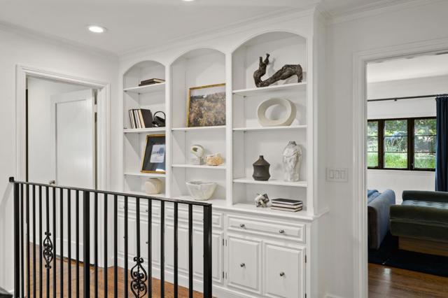 670 Edgewood Road, San Mateo CA: https://media.crmls.org/mediaz/3c8ca834-6714-43fe-a0d6-fe62b853fe15.jpg