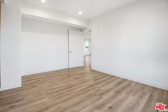 1820 Prosser Avenue, Los Angeles CA: https://media.crmls.org/mediaz/3c8cfb6b-4003-463d-99b2-ca2b322d0d4c.jpg