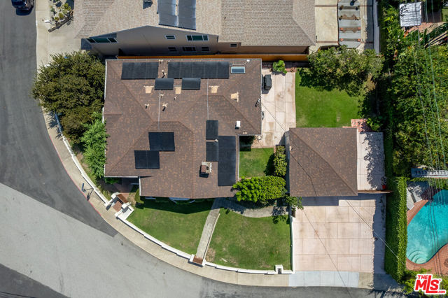 7501 Earldom Avenue photo 32