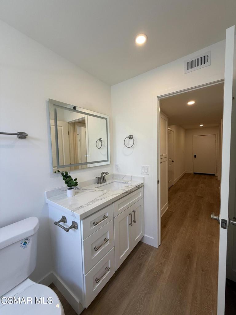 635 E Elmwood Avenue 103Burbank img 20