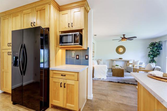 4382 Dowitcher Way, Oceanside CA: https://media.crmls.org/mediaz/3c8ecd81-3cd2-4071-984b-fa2b3c2e33b3.jpg